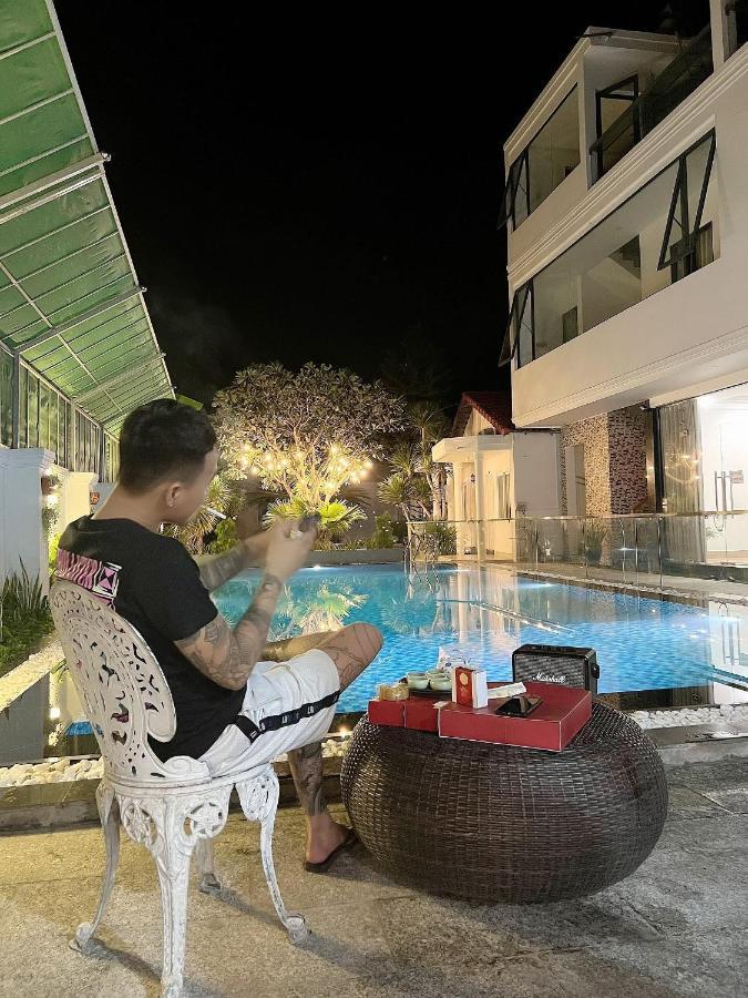 Dragon Bay Hotel Cam Lam Buitenkant foto