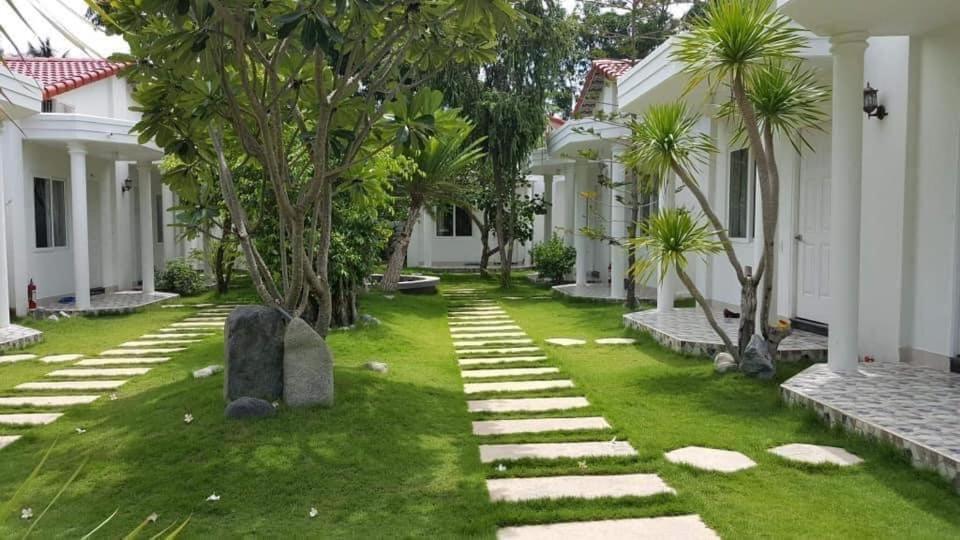 Dragon Bay Hotel Cam Lam Buitenkant foto