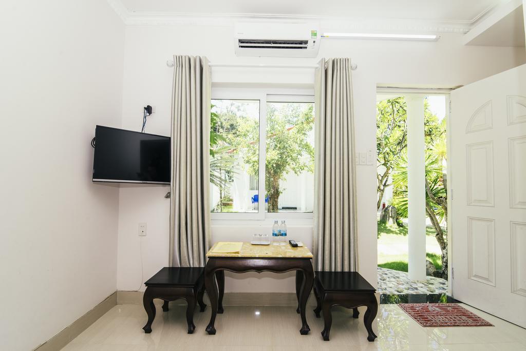 Dragon Bay Hotel Cam Lam Buitenkant foto