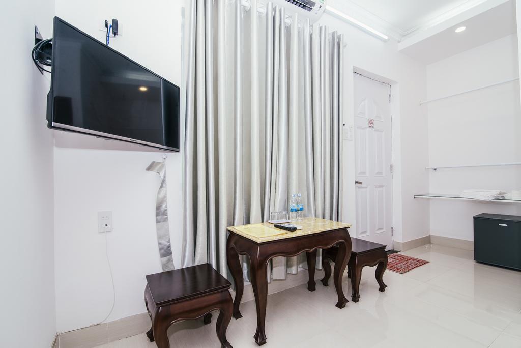 Dragon Bay Hotel Cam Lam Buitenkant foto