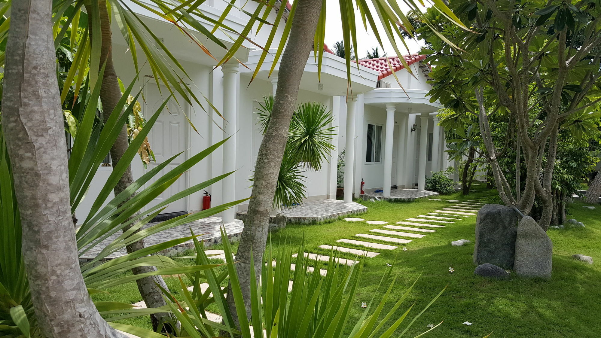 Dragon Bay Hotel Cam Lam Buitenkant foto