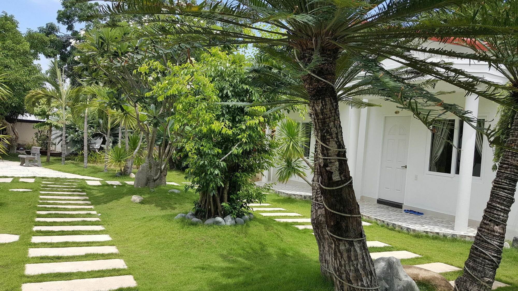 Dragon Bay Hotel Cam Lam Buitenkant foto